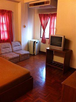 Kong Court Guest House Chiang Mai Exterior photo